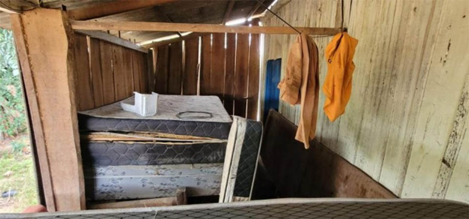 PM resgata duas pessoas e prende quatro por trabalho análogo à escravidão