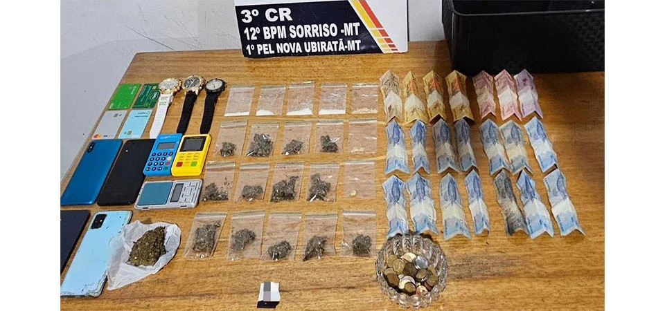 Polícia Militar fecha ponto de venda de drogas e prende três homens