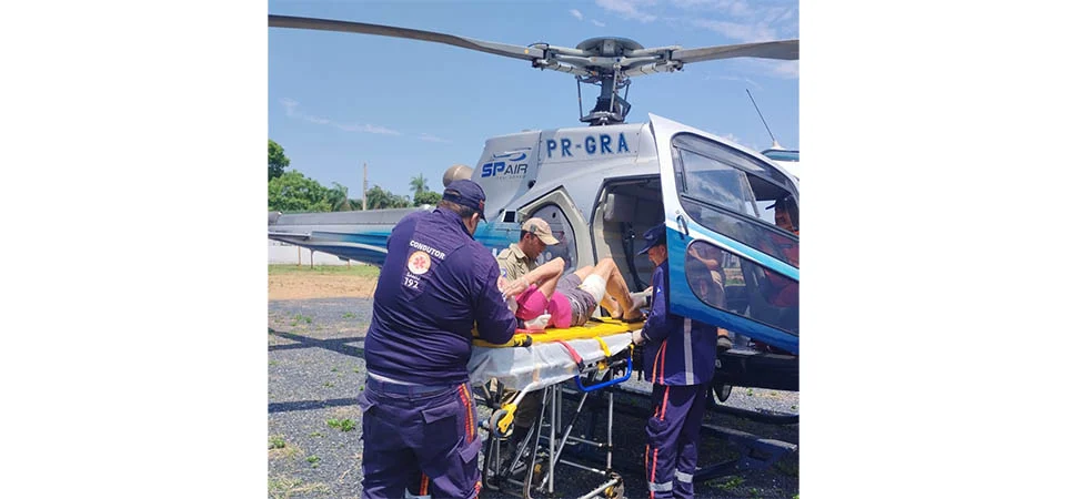 Bombeiros socorrem turista italiana que foi atacada por búfalo no Pantanal