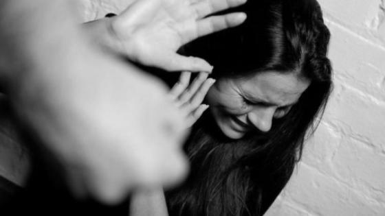 Pai é acusado de dopar e estuprar filha que sofre de depressão