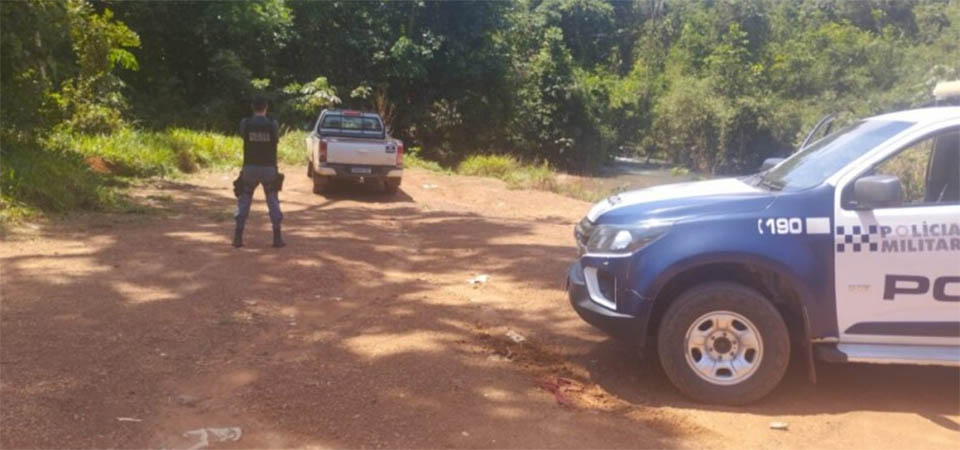 Ipiranga: Homem vai tratar dos animais em sítio e filho estranha demora e encontra pai morto