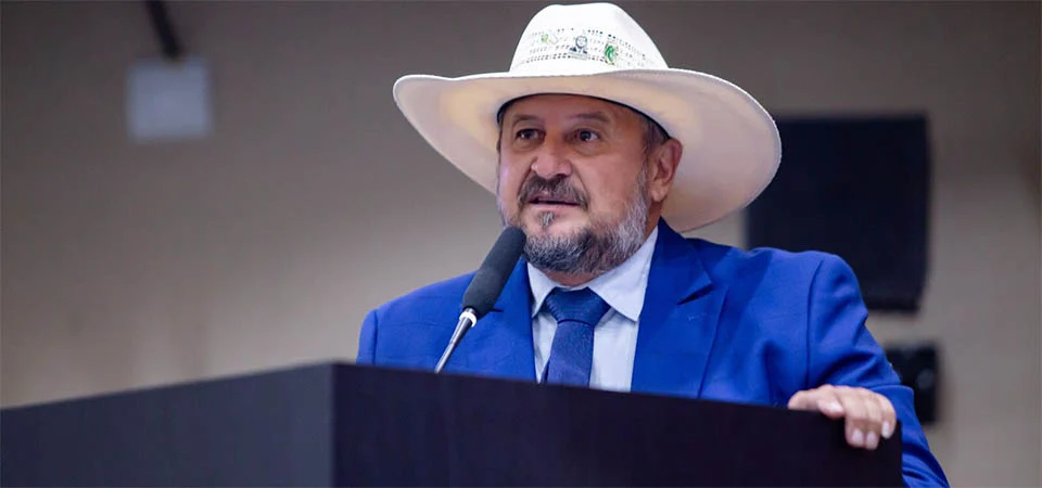 Cattani apresenta projeto para mudar lei e proibir mercados em presídios de MT