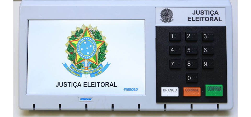 TSE proíbe eleitor de levar celular até a cabine para votar