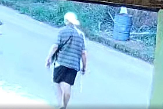 Maníaco mata quatro pessoas em série de ataques a facadas e acaba morto em confronto com a polícia