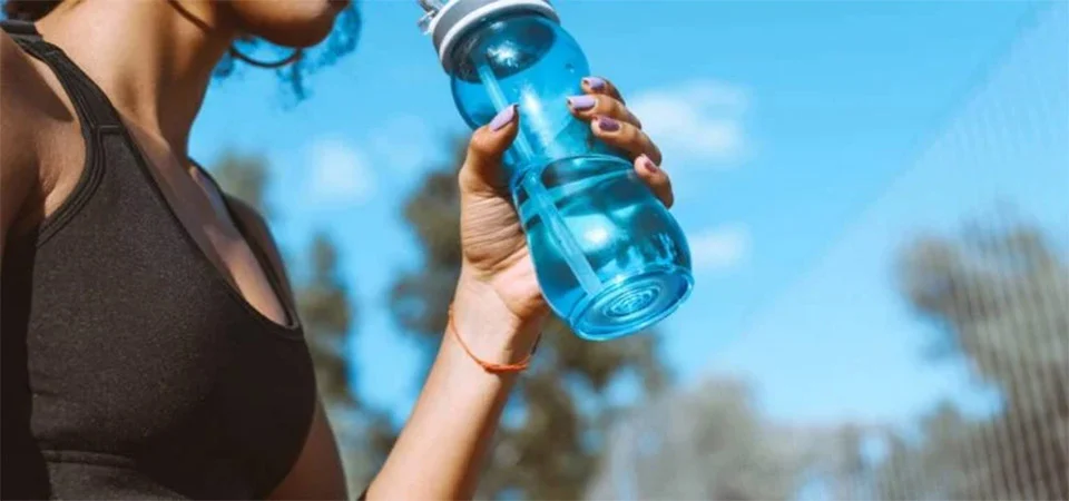 Sua garrafa de água pode ter mais germes que um vaso sanitário