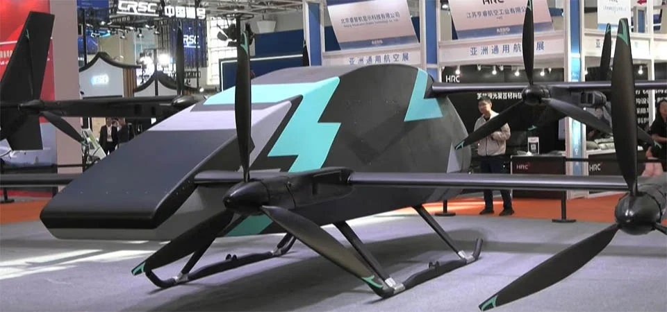 Carros voadores exibidos em feira chinesa prometem revolucionar o trânsito urbano