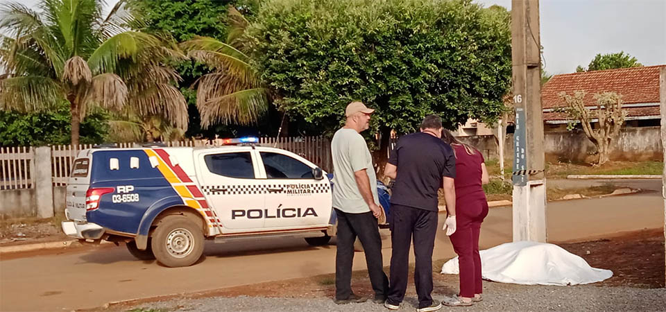 Homem morre baleado após briga em casa noturna