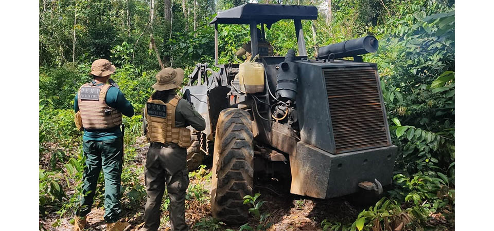 Tratorista é encontrado morto ao lado da moto