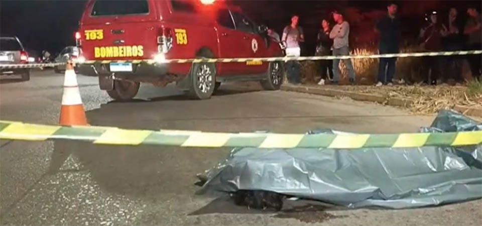 Mulher de 40 anos tem morte instantânea dentro de casa