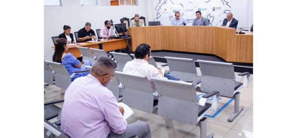 Comissão de Segurança aprova audiência pública para discutir câmeras nas fardas de militares