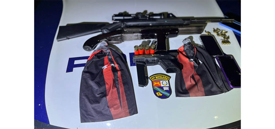 Suspeitos de homicídio morrem em confronto com a polícia