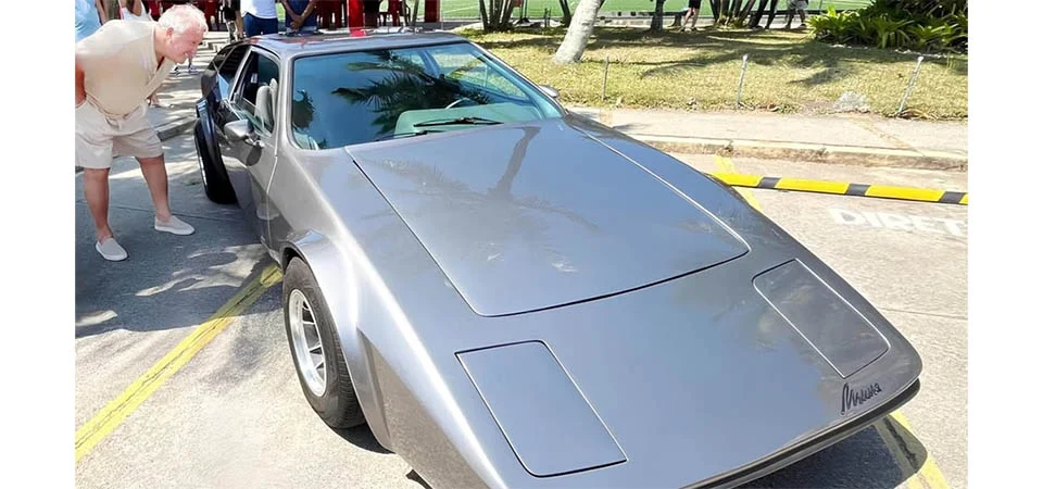 Após 45 anos, Zico reencontra seu antigo carro esportivo restaurado
