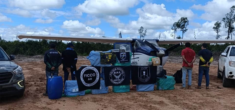 Operação apreende 450 kg de cocaína e prende quatro pessoas