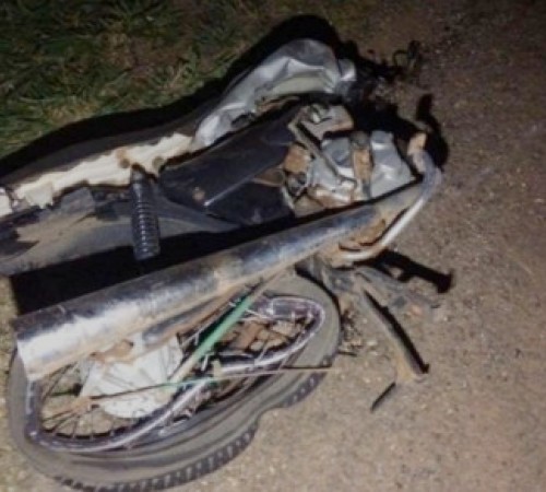 Acidente mata motociclista na 364; moto partiu ao meio
