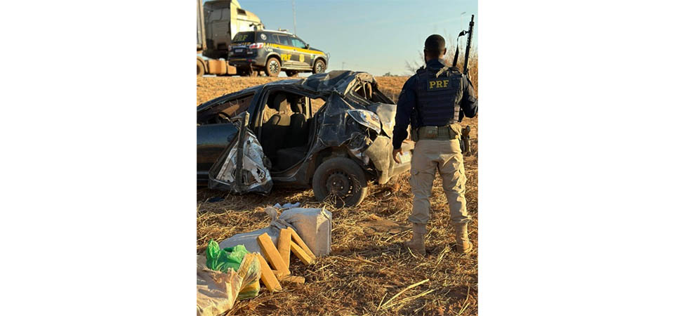 PRF apreende menor com quase 200 tabletes de drogas em carro roubado