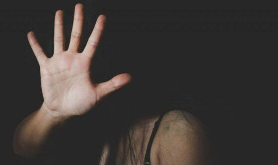 Professores são indiciados por tentar trocar notas por sexo com alunas