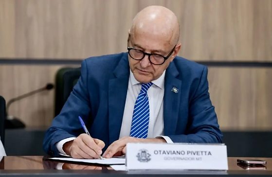Pivetta sanciona lei de autoria de Cattani que proíbe hormônios e cirurgias para mudança de sexo em menores