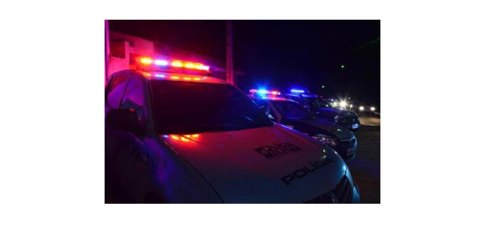 Caminhoneiro é baleado e morre; esposa também é ferida com tiro no pé