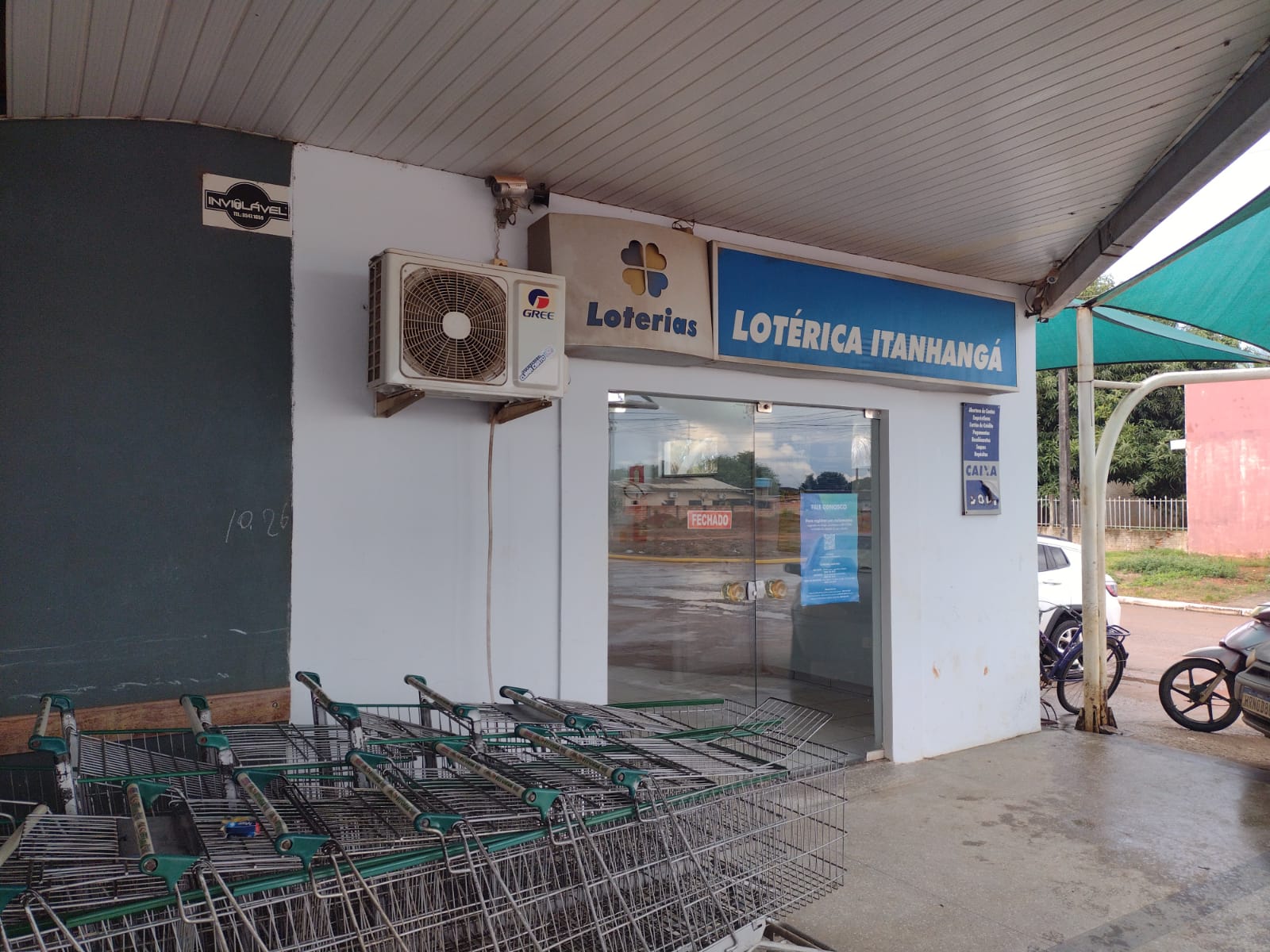 Itanhangá: Dois marginais acabam de assaltar a lotérica