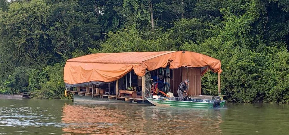Polícia Militar prende faccionados em garimpo irregular no Rio Teles Pires