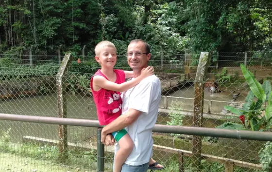 Pai mata filho de 10 anos e comete suicídio