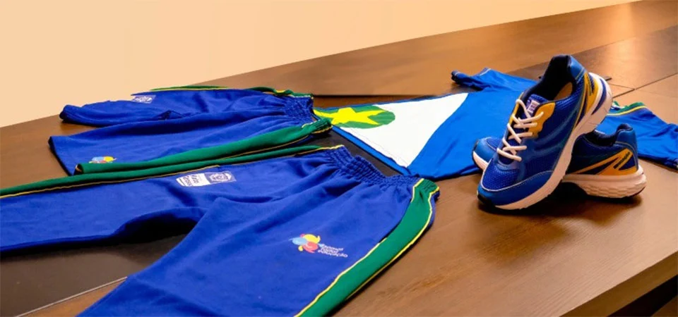 Seduc investe R$ 77,5 milhões em uniformes para todos os estudantes da Rede Estadual