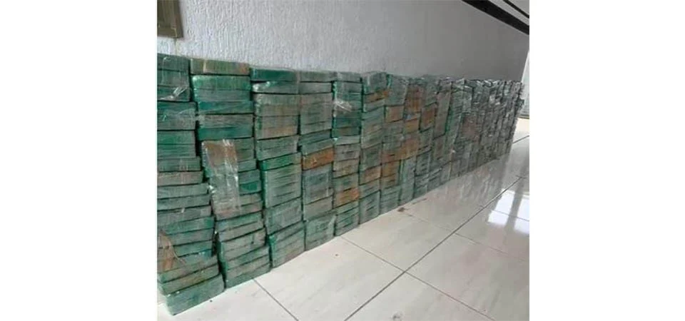 Polícia Civil cumpre buscas contra investigados por furtarem 51 toneladas de soja de fazenda