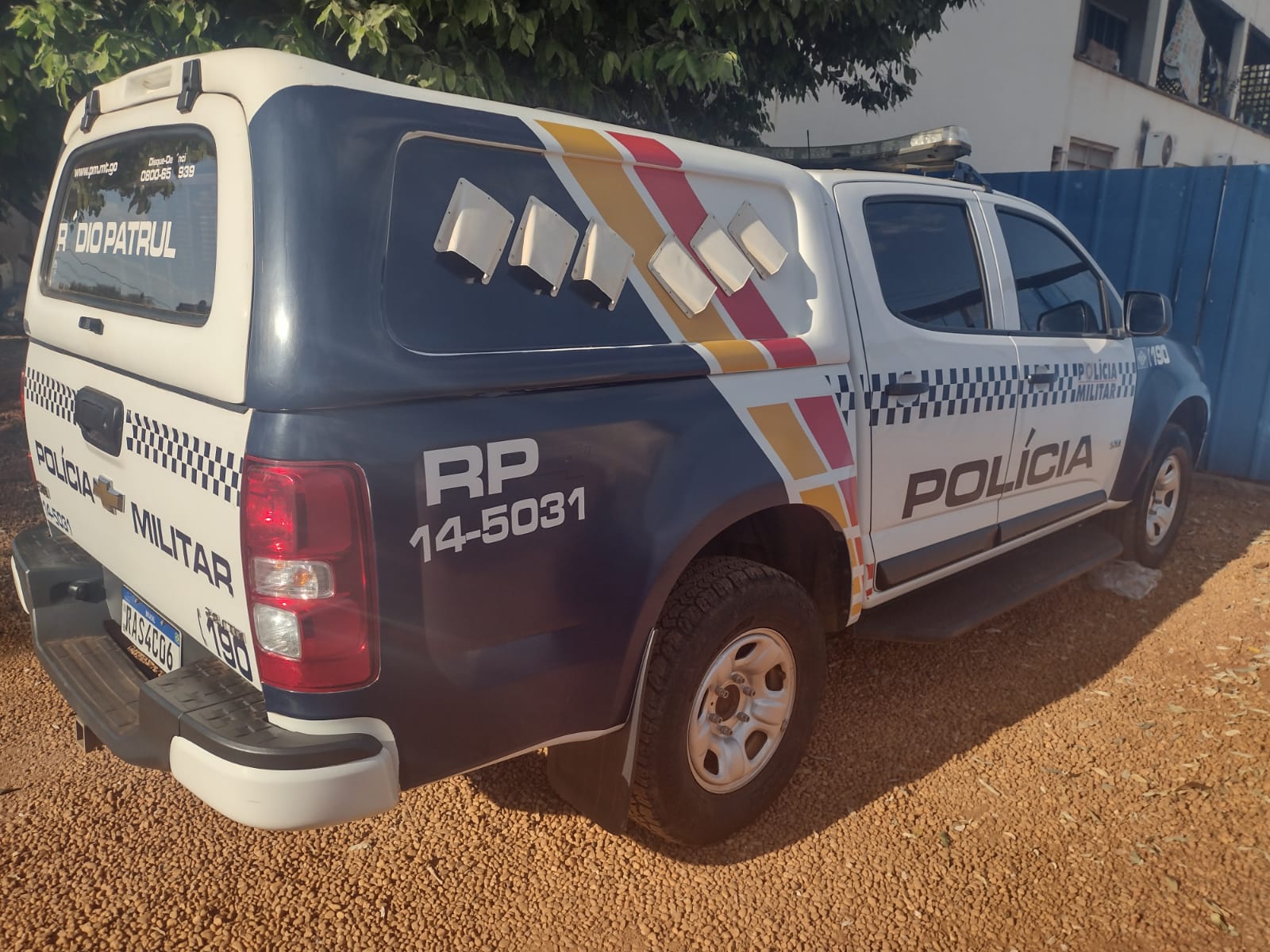 Itanhangá: Bateria e caixa de ferramentas de colhedeira que estava na lavoura foram furtadas