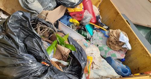 Itanhangá: Prefeitura orienta como devem serem embalados objetos cortantes no lixo