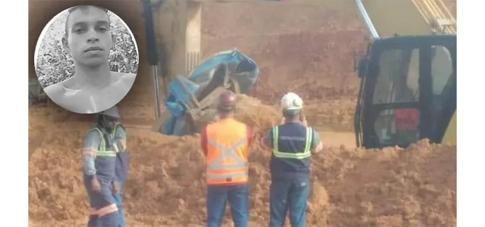 Escavadeira esmaga trabalhador dentro de banheiro químico