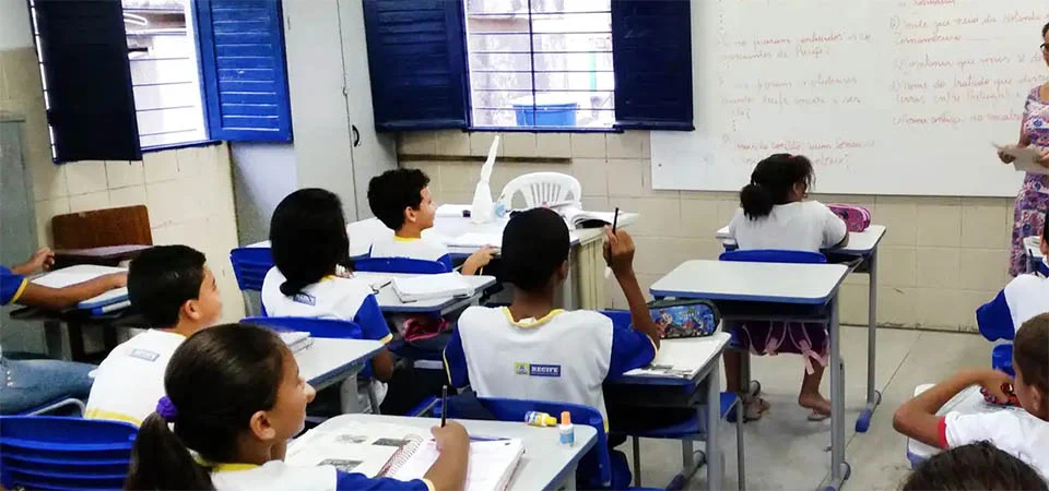 Aprendizagem na educação básica ainda não retomou níveis pré-pandemia