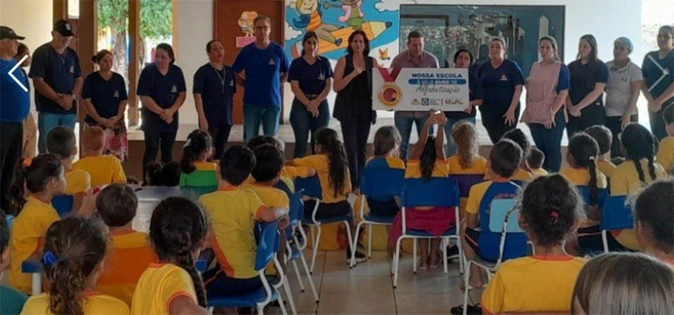 Itanhangá: Munícipio celebra com a comunidade escolar ao receber Selo Ouro em Compromisso com a Alfabetização