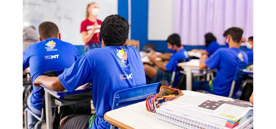 Aprendizagem dos alunos das escolas estaduais de MT melhora 18,9% em 2022