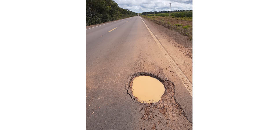 Itanhangá: Buracos colocam em risco vida de motorista que dirigem pela MT 338. Fotos