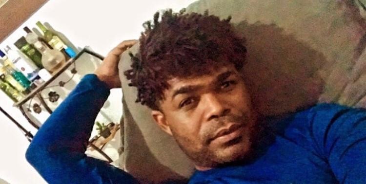 Homem é executado e funcionário é baleado dentro de clube