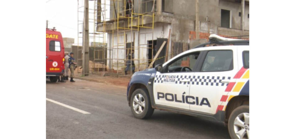 Jovem de 23 anos é achado morto com pés e mãos atados