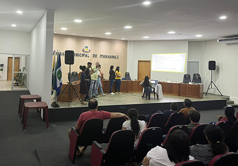 Itanhangá: Transporte de universitários é viabilizado pela ASSUITA