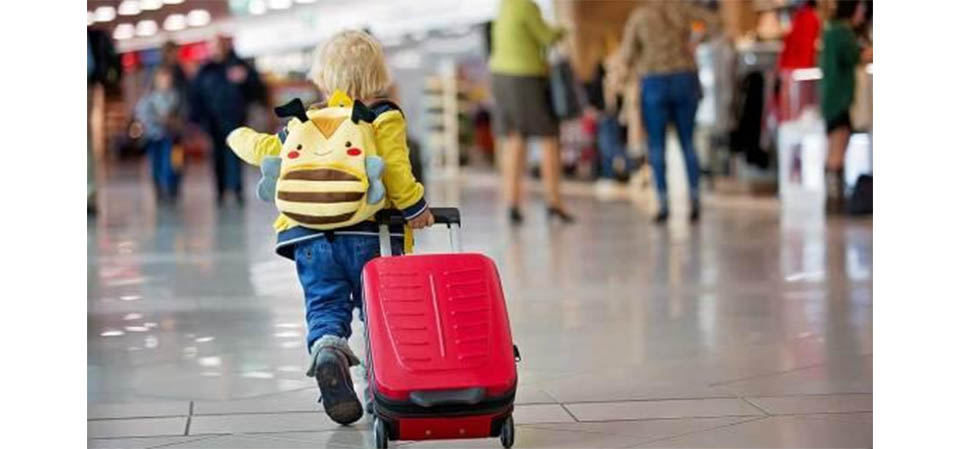 Conheça as regras para viagem de menores