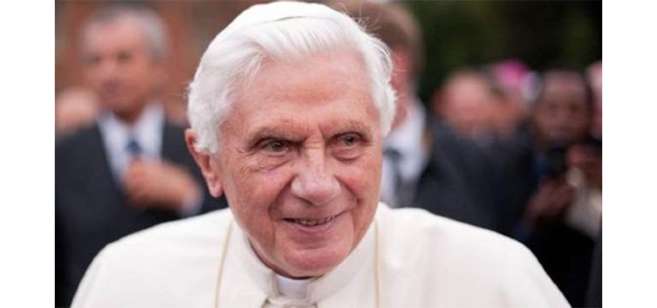 Papa Bento XVI morre aos 95 anos