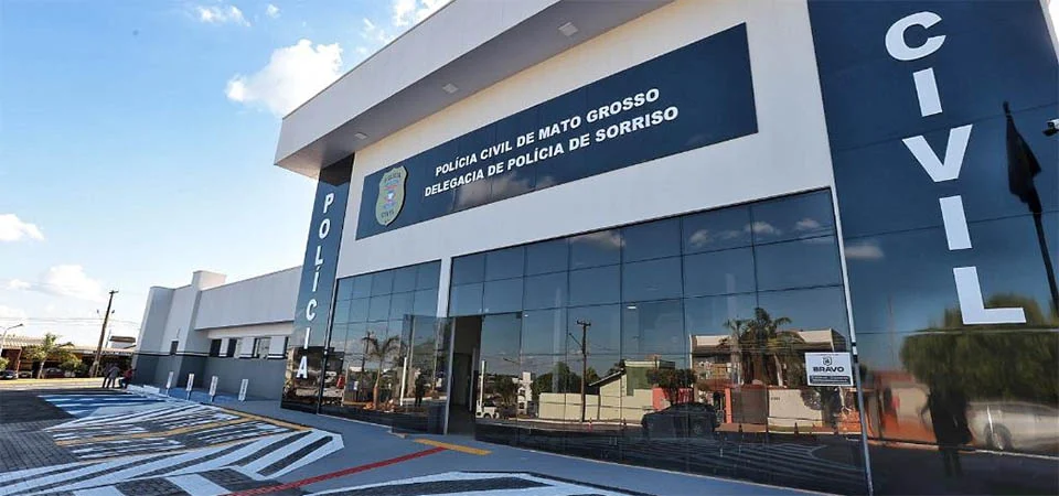Polícia Civil prende professor suspeito de integrar facção criminosa e aliciar alunos