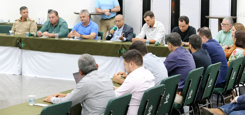 Frente da Agropecuária propõe intervenção do Estado para evitar bloqueio aos produtos mato-grossenses