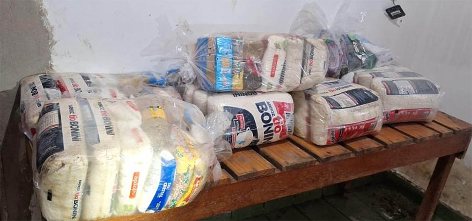 Polícia Civil apreende cocaína e cestas básicas ligadas à facção criminosa