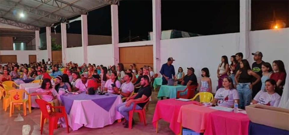 Itanhangá: Evento do dia da Mulher lota o pavilhão da Igreja Católica